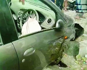 Bikers pump bullets into Dwarka woman, kin point finger at hubby