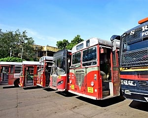 Buses go off roads as BEST staffers go on strike