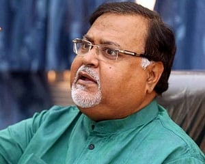CBI summons WB minister Partha Chatterjee in connection with Saradha scam probe