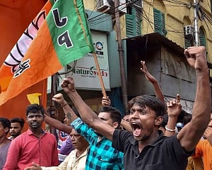 Clashes between BJP workers, police in Kolkata