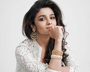 Commercial films dependent on its story: Alia Bhatt