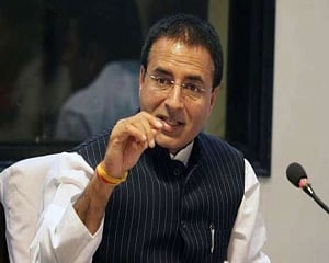 Cong demands answers from PM on Parrikar's purported claim on Rafale deal's file