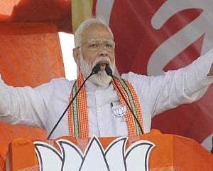 Cong has fielded two batsmen to take blame for poll defeat: Modi