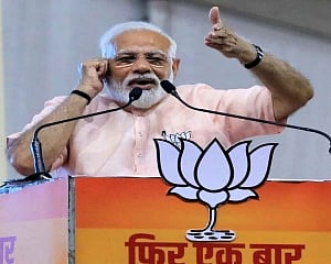 Cong speaking lies by saying it also conducted surgical strike: Modi