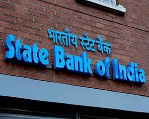 Credit demand subdued, economy needs stimulus: SBI