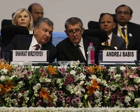 Czech PM hails 'Make in India' initiative as good strategy