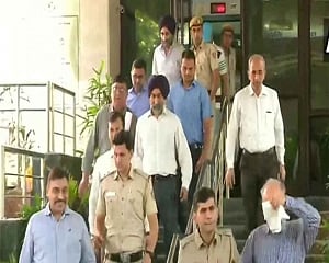 Delhi court sends ex-Fortis promoters Malvinder, Shivinder to 14-day judicial custody