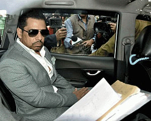Delhi HC seeks ED's reply on maintainability of Vadra's plea seeking quashing of PMLA case