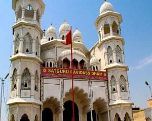 Ravidas Temple demolition: SC says its orders cannot be given "political colour"