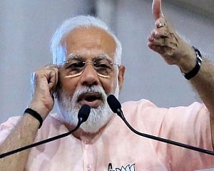 Didi politicising cyclone Fani, refused to talk to me: Modi