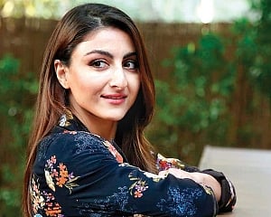 Don't like my daughter being clicked: Soha