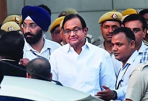 ED can’t arrest PC in INX case till Mon, orders SC
