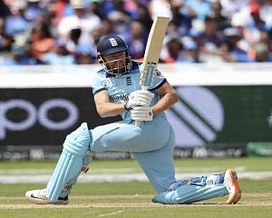 England post 337/7 against India in World Cup clash