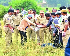 Extrajudicial justice for Hyd rapists-killers