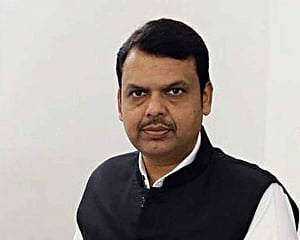 Fadnavis quits as Maharashtra CM