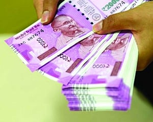 FPIs remain in sell-off mode, pull out Rs 9,197 cr in Aug so far