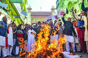 Friday prayers peaceful in UP, police sigh with relief