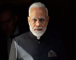 Have lost a valued friend: Modi on Jaitley's death