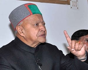 HC judge recuses from hearing plea of Virbhadra Singh, his wife in DA case