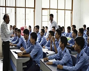 Heat wave: Summer vacation extended by a week in Delhi schools for students upto class 8