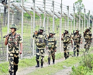 Heavy firing on LoC