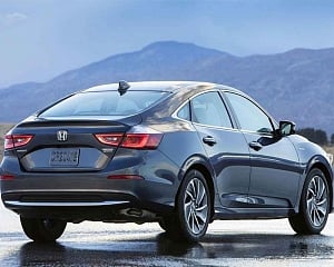 Honda Cars drives in new City variant at Rs 12.75 lakh