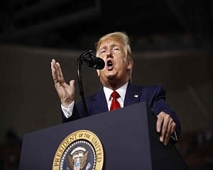 Hong Kong protests: Trump urges Xi to meet pro-democracy demonstrators