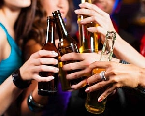 How binge drinking causes lasting brain changes in teens