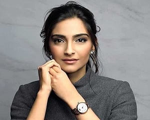 Hubby Anand the best thing to happen to me: Sonam Kapoor