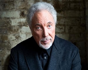 I blame myself for my wife's death, says Tom Jones