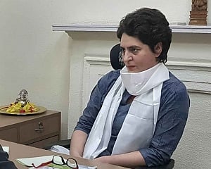 I support my family: Priyanka after dropping off Vadra at ED office