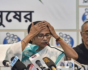 If re-elected, Modi will destroy Constitution: Mamata