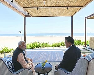 Modi, Xi inject new momentum in Sino-India ties, decide to set up new mechanism for boosting trade