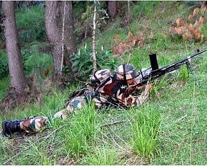 India, Pakistan exchange heavy fire on LoC