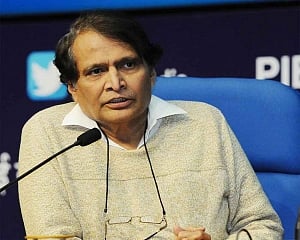 India, Russia working to address issues to facilitate pvt sector cooperation: Prabhu