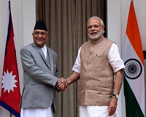 India extends Rs 1.6 billion aid to Nepal for rebuilding earthquake-hit houses