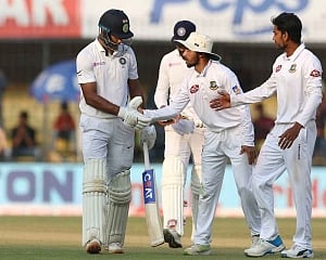 India reach 493-6 at stumps against Bangladesh on day 2 of first Test