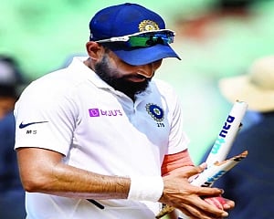 India win to go 1-0 up