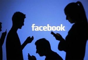Invite friends to enjoy events together on Facebook