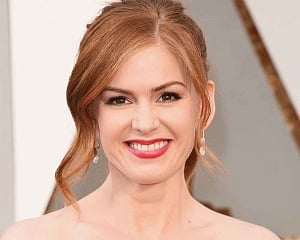 Isla Fisher, Matt Walsh to star in comedy 'Unplugging'