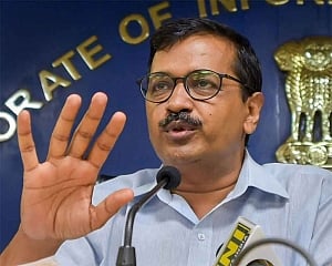 Kejriwal calls for resolution to never allow repetition of Emergency-like situation