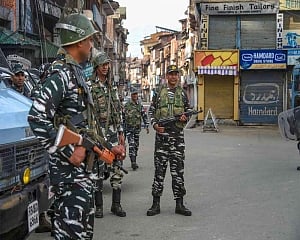 Landline services in 17 exchanges of Kashmir restored; 50,000 lines reopened