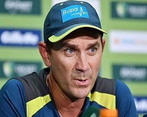 Langer rates Smith at par with Virat as world's best batsman