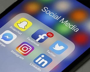 Linking social media profiles with Aadhaar: SC transfers to itself all cases pending before HCs