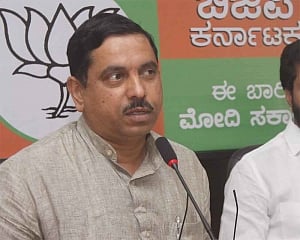 LS sits till 11.58 pm to conclude debate on railways; Prahlad Joshi terms it a record