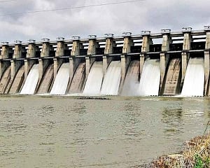 Maha: Godavari bank residents on alert after dam water release