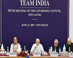 Making India USD 5 trillion economy challenging but achievable: Modi