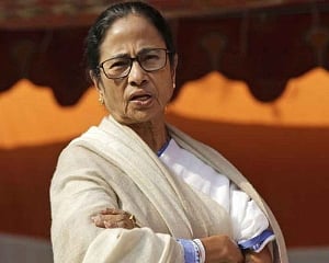 Mamata condoles death of passengers in UP accident