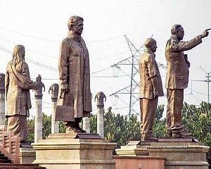 Mayawati justifies construction of statues in UP, tells SC they represent will of people