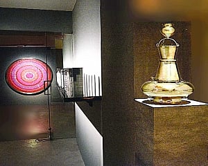Metallic prism of experiences
